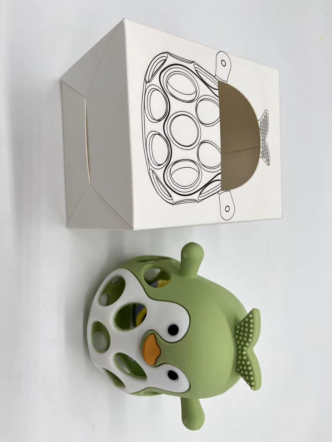 Farout Pinguin Rassel - Beißring Baby & Montessori Spielzeug - Motorikspielzeug Babyrassel Für 3 Monate - Babyspielzeug Ab 3 Monate, Geschenk Für Jungen & Mädchen. (Olive)